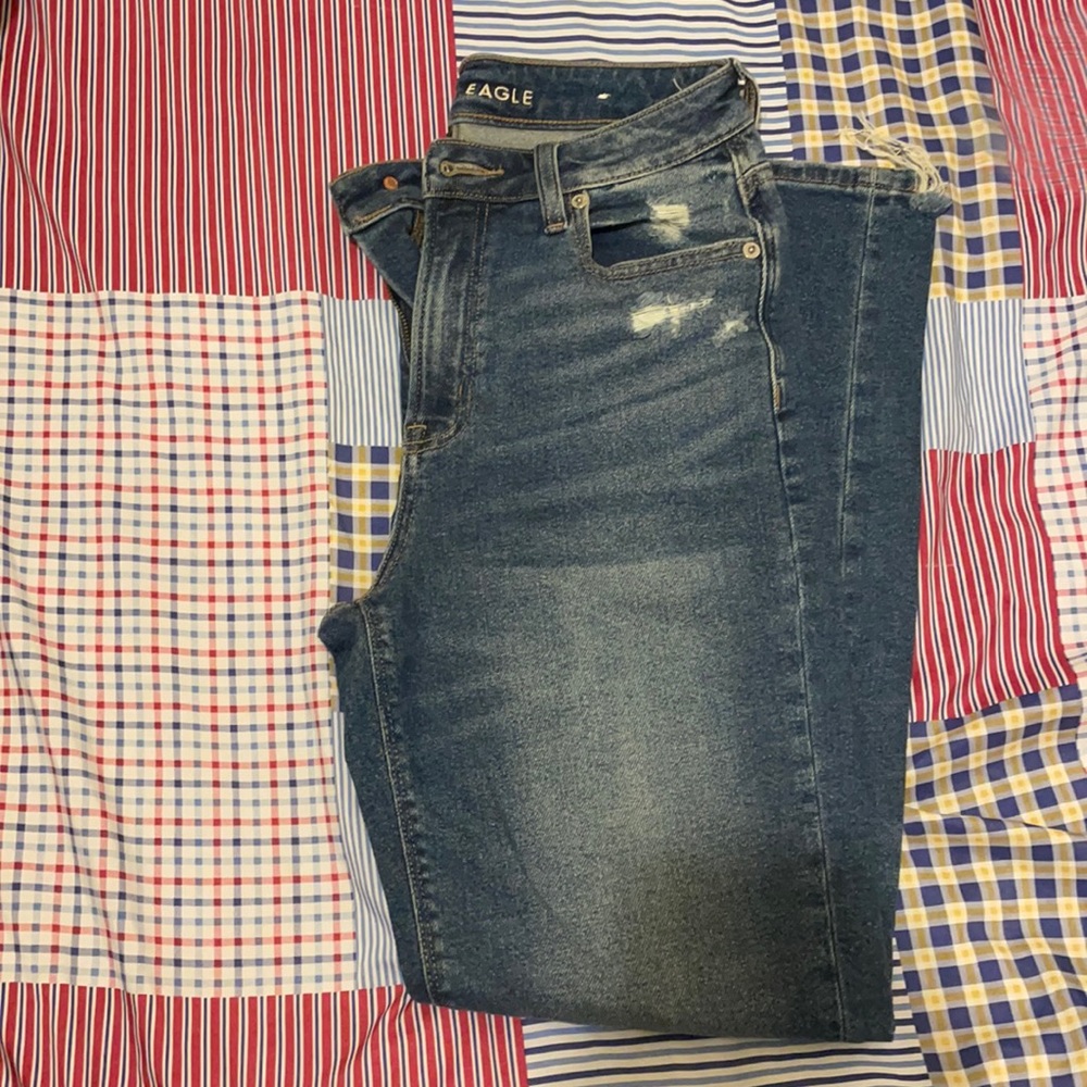 American eagle mom jeans